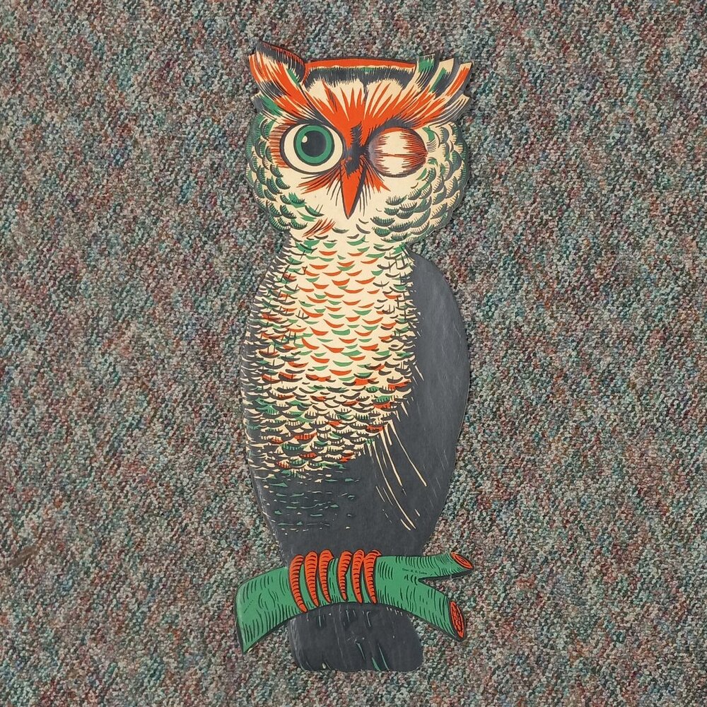 Halloween winking owl decoration